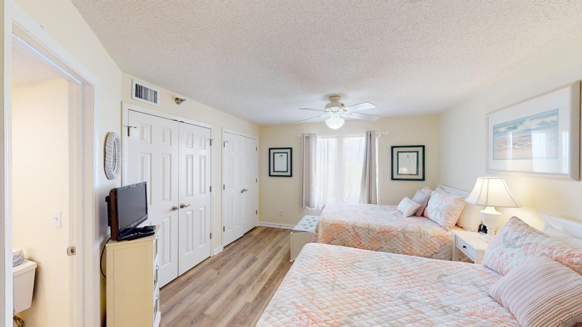 Litchfield Beach & Golf Resort Экстерьер фото